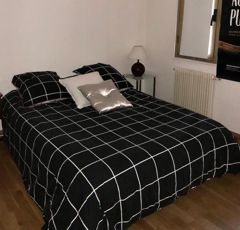 Ferienwohnung Serenity Chambre D'Hote Au Calme Des Maitres Tibetains Y Ont Sejourne 15 Mn Des Plages Mougins Exterior foto